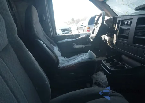 2008 Chevrolet Express Work Van from USA, damaged, VIN 1GCFG15X081109792